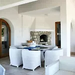 Vila Family In With Pool And Sea View *