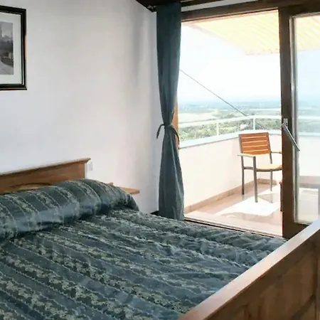 Family In With Pool And Sea View Villa Buje