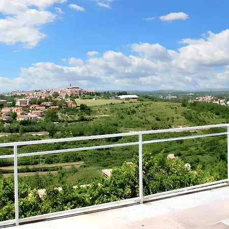 Family In With Pool And Sea View Villa