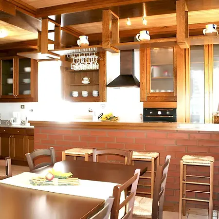 Family In With Pool And Sea View Villa Buje