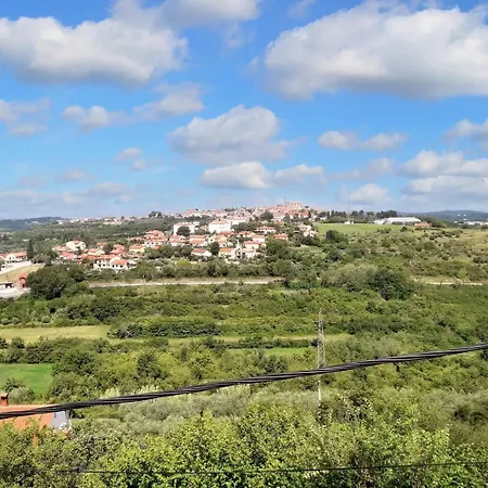 Family In With Pool And Sea View Villa Buje
